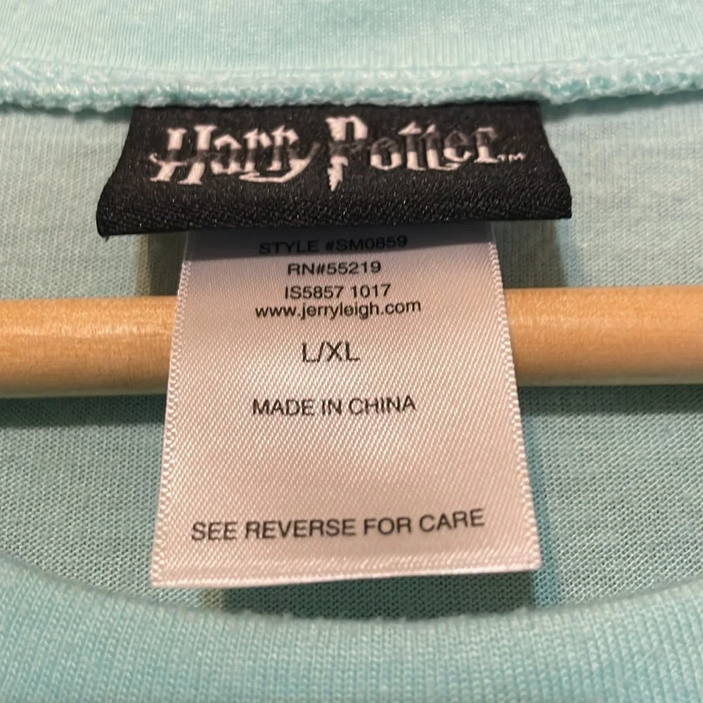 Harry Potter girls short sleeve tee junior size L/XL good condition light blue - Picture 2 of 12